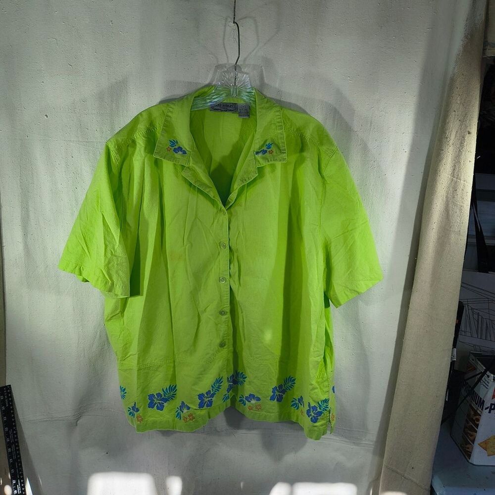 Jane Ashley Women's Size 3XL Lime Green S Slve Blouse with Blue Floral Accents